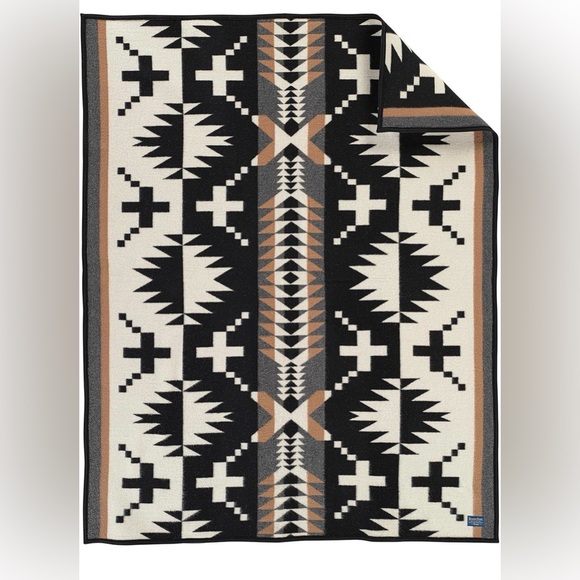 Pendleton Wool Blend Jacquard Throw - Picture 2 of 5